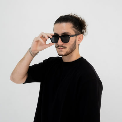 VELASCO | BLACK